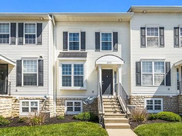 8258 Sugar Magnolia Drive , Blacklick, OH 43004