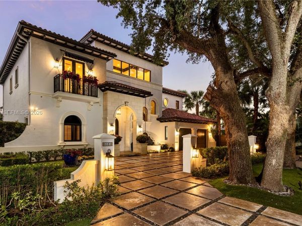 5838 SW 50th St, Miami, FL 33155