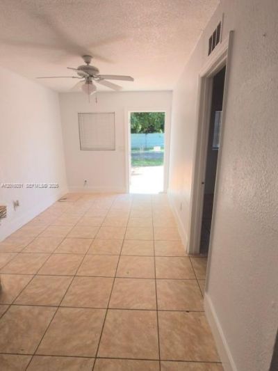 6801 SW 27th St , Miami, FL 33155 Photo