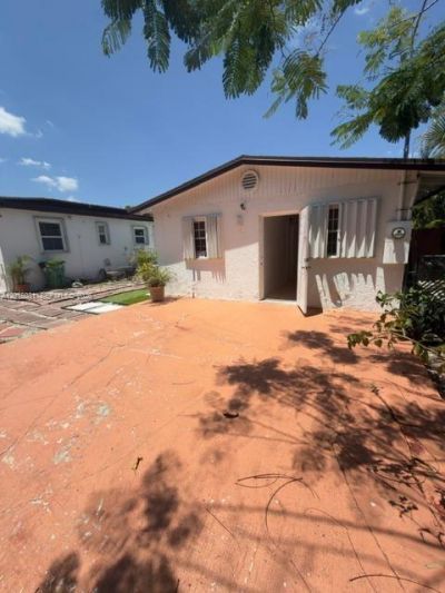 6801 SW 27th St , Miami, FL 33155 Photo