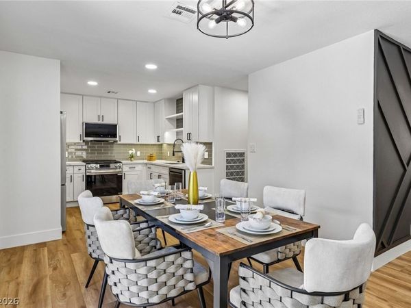 2640 Heritage Court, Las Vegas, NV 89121