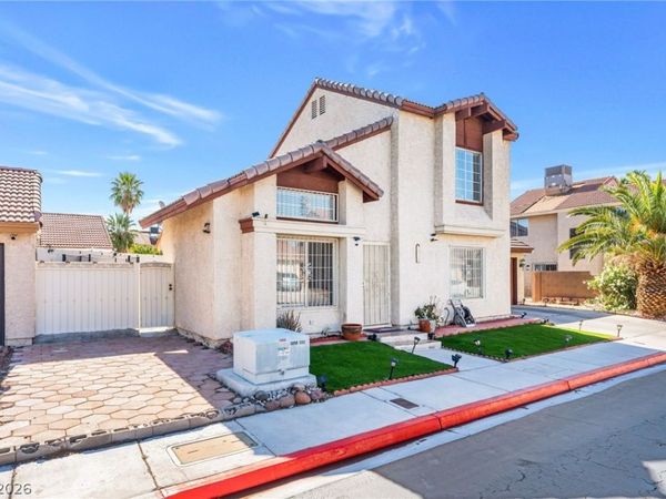 2732 Sweet Basil Drive, Las Vegas, NV 89142