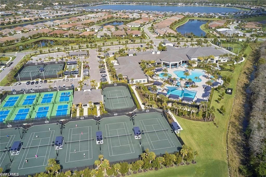 28365 Turin Ct , Bonita Springs, FL 34135 Photo