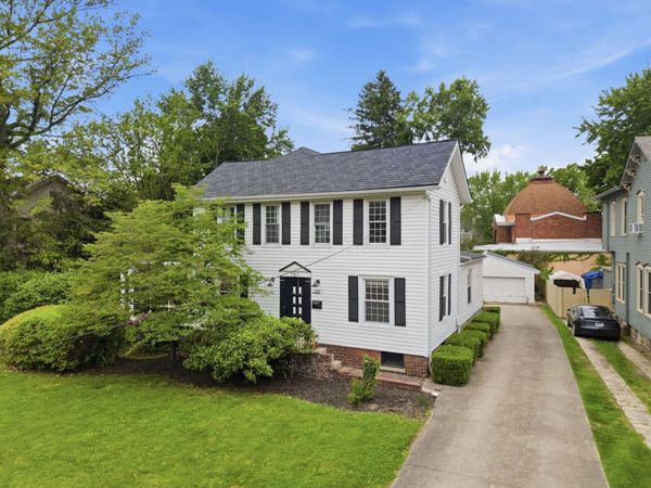 727 Convers Avenue , Zanesville, OH 43701
