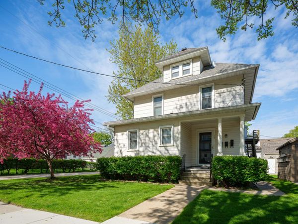 15 12th Avenue NW, Rochester, MN 55901