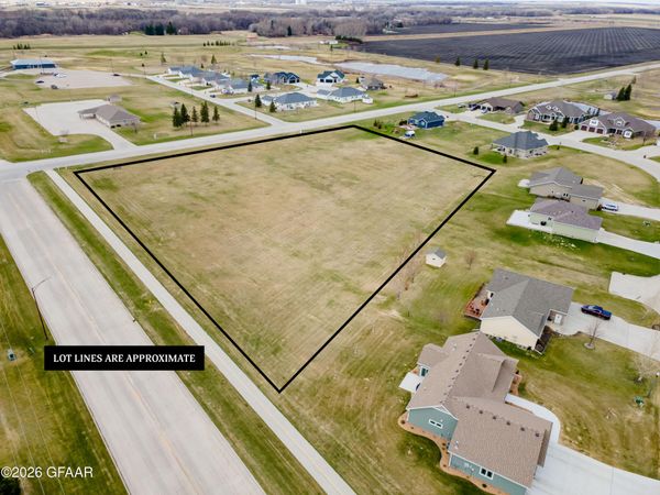 TBD LOT 7 BLOCK 1 , East Grand Forks, MN 56721