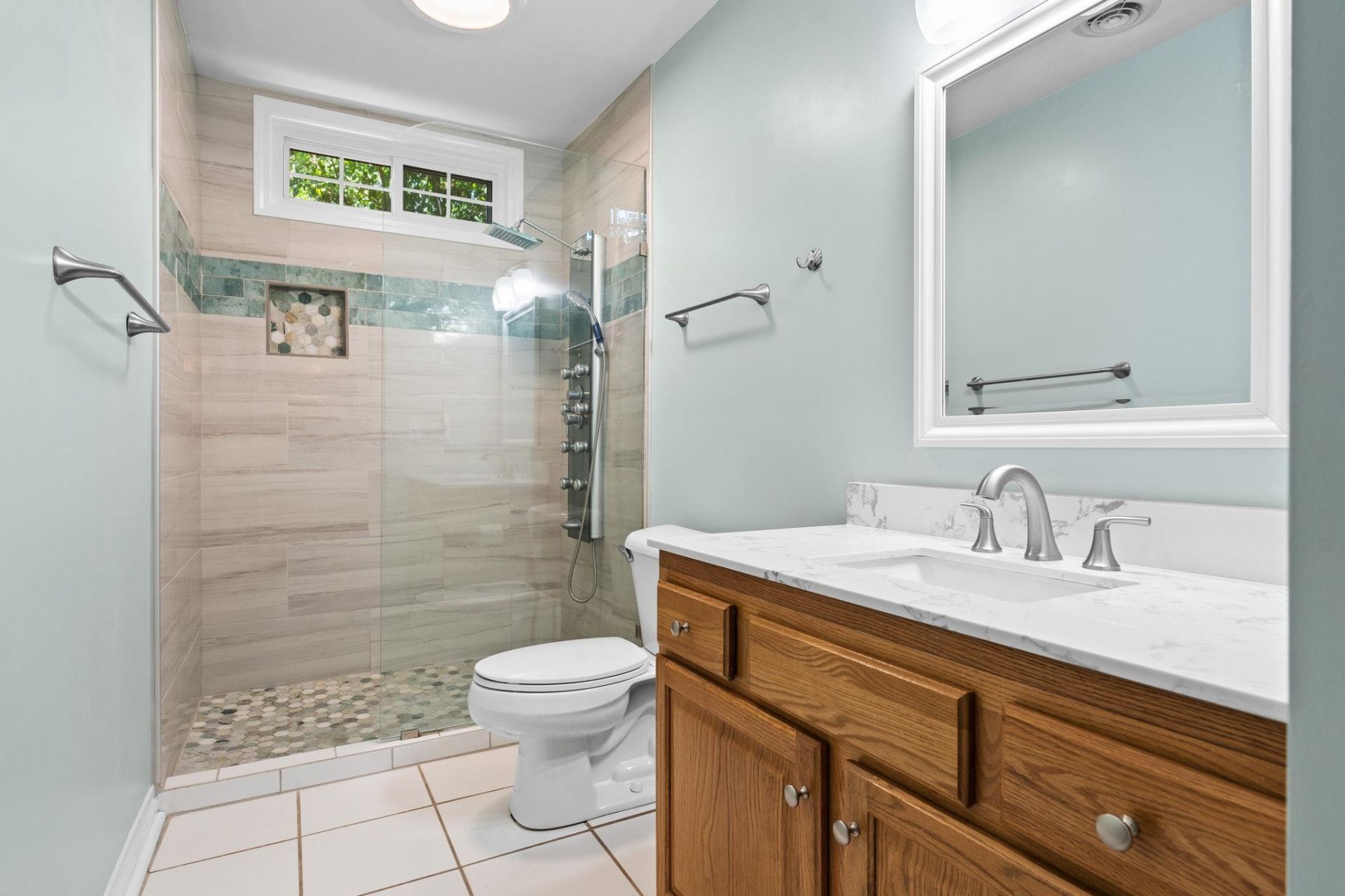 2490 Glen Dr.  Photo 41