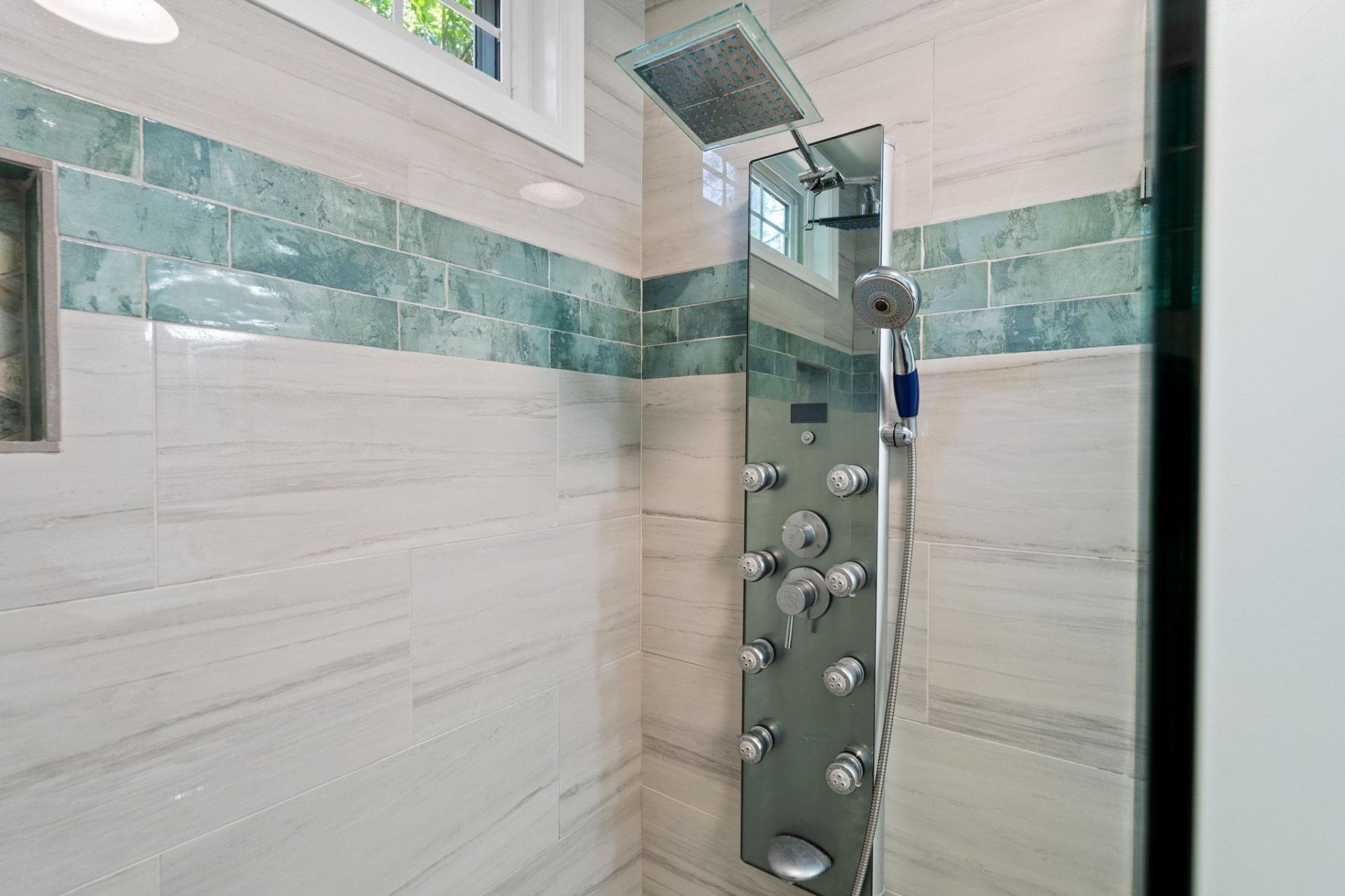 2490 Glen Dr.  Photo 43