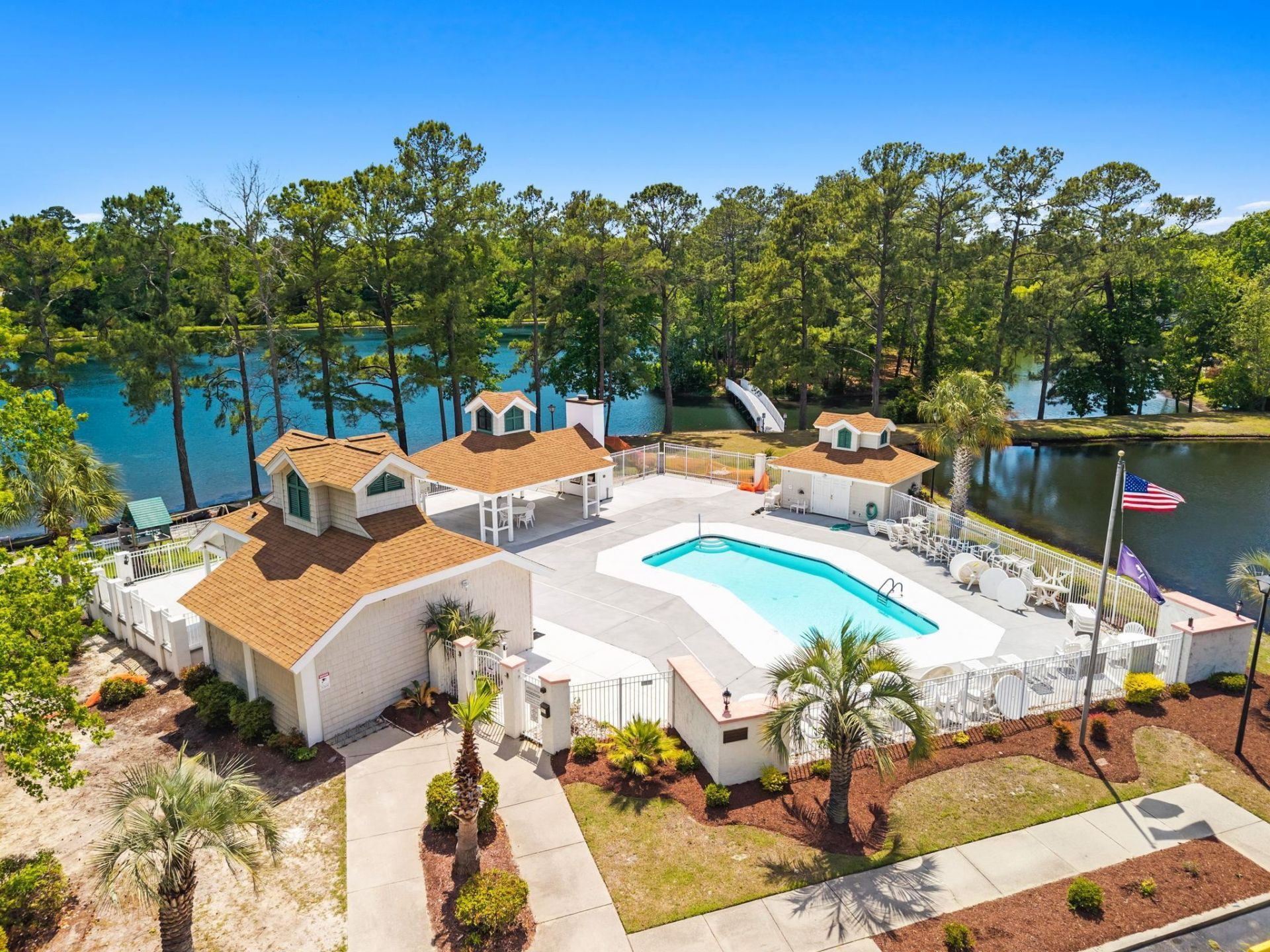 2490 Glen Dr.  Photo 49