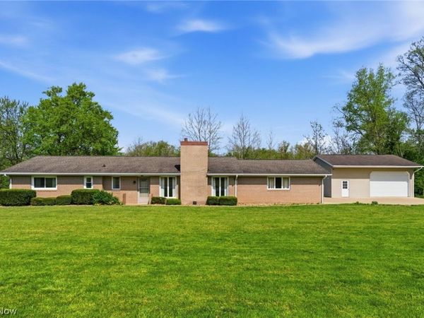 24955 State Route 83 , Coshocton, OH 43812