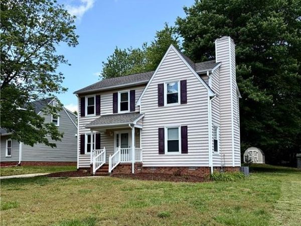 736 Huntington Court , Burlington, NC 27215