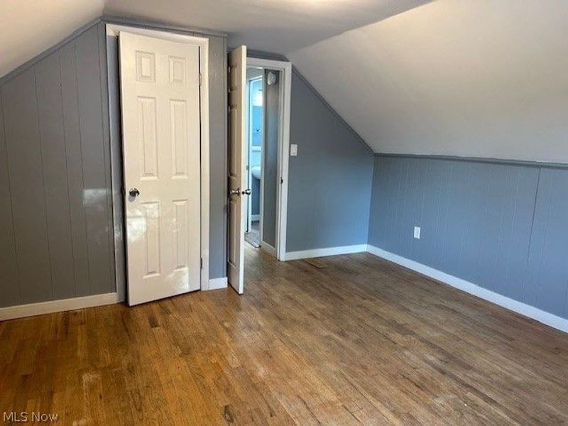 354 Victor Avenue , Cuyahoga Falls, OH 44221 Photo 22