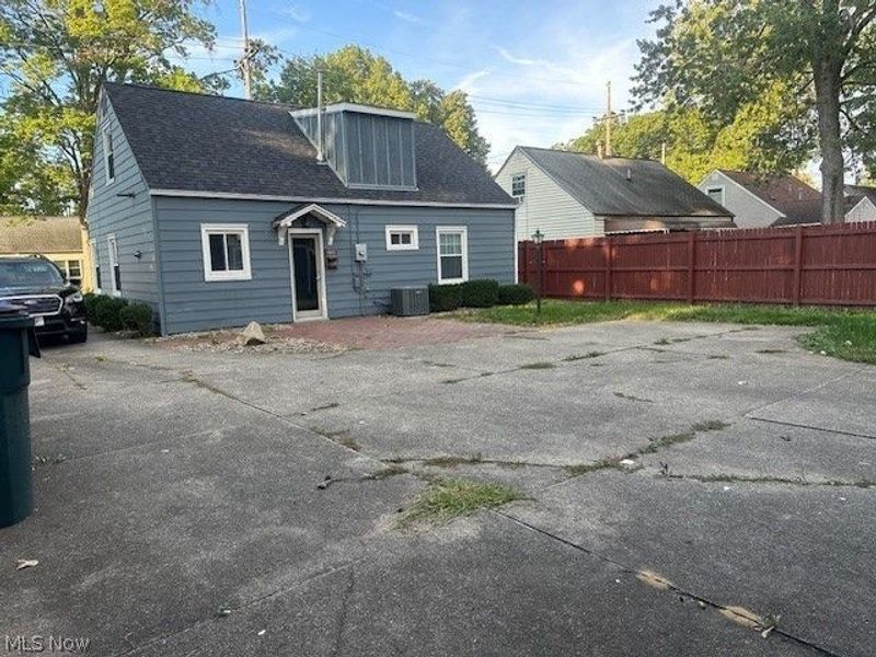 354 Victor Avenue , Cuyahoga Falls, OH 44221 Photo 27