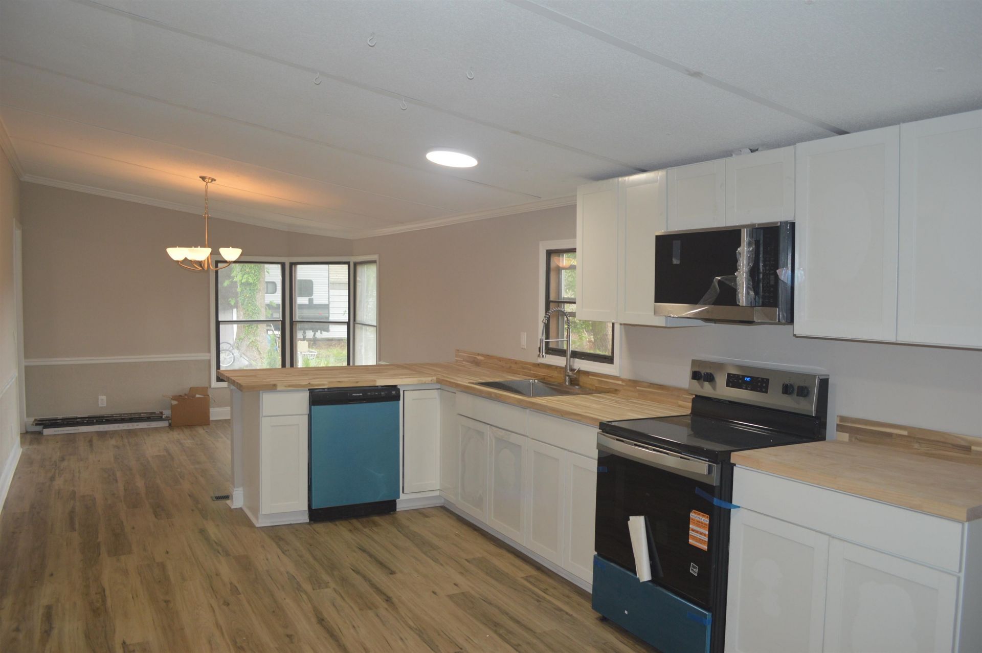 1922 N Twisted Oak Dr.  Photo 4