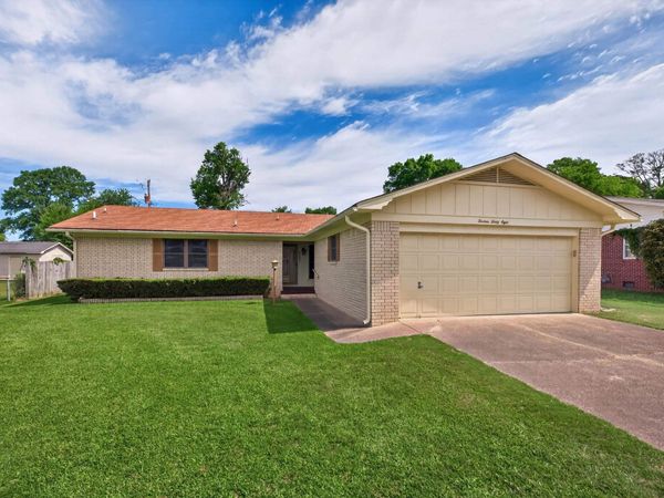 1338 Glenmere Cir Circle , Malvern, AR 72104