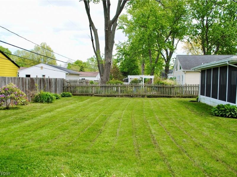 424 Race Street , Berea, OH 44017 Photo 5