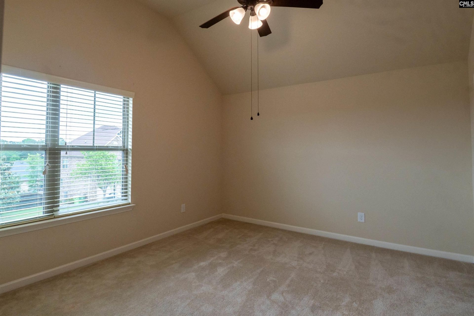 549 Everton Drive  Photo 10