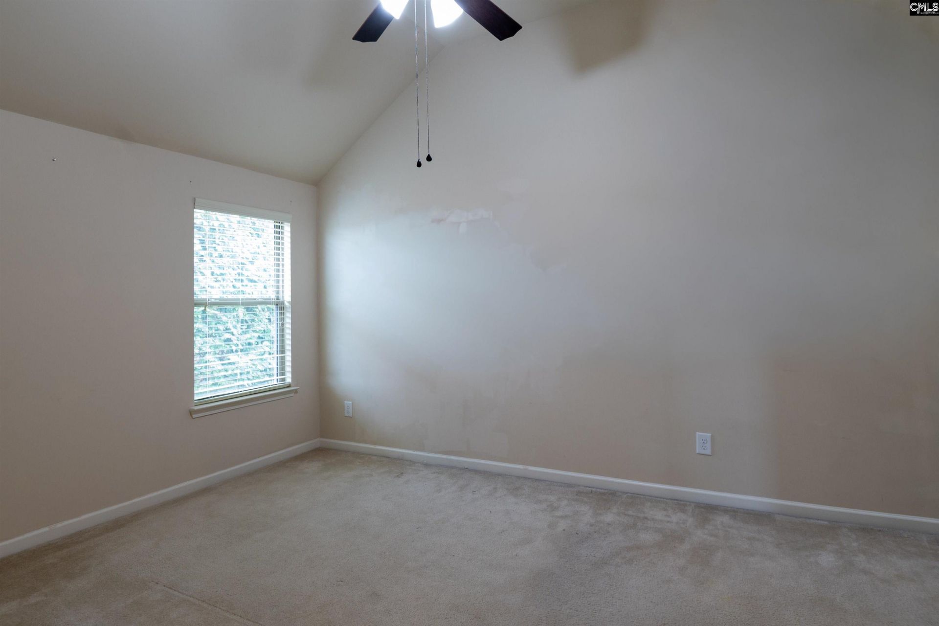 549 Everton Drive  Photo 16