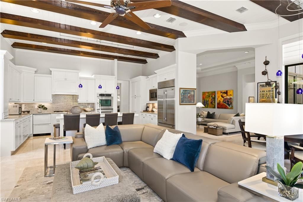 2220 Residence Cir, Naples, FL 34105 Photo