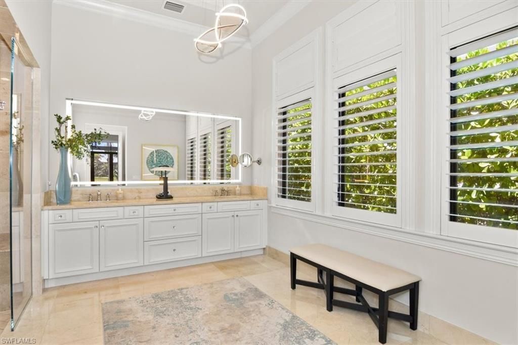 2220 Residence Cir, Naples, FL 34105 Photo
