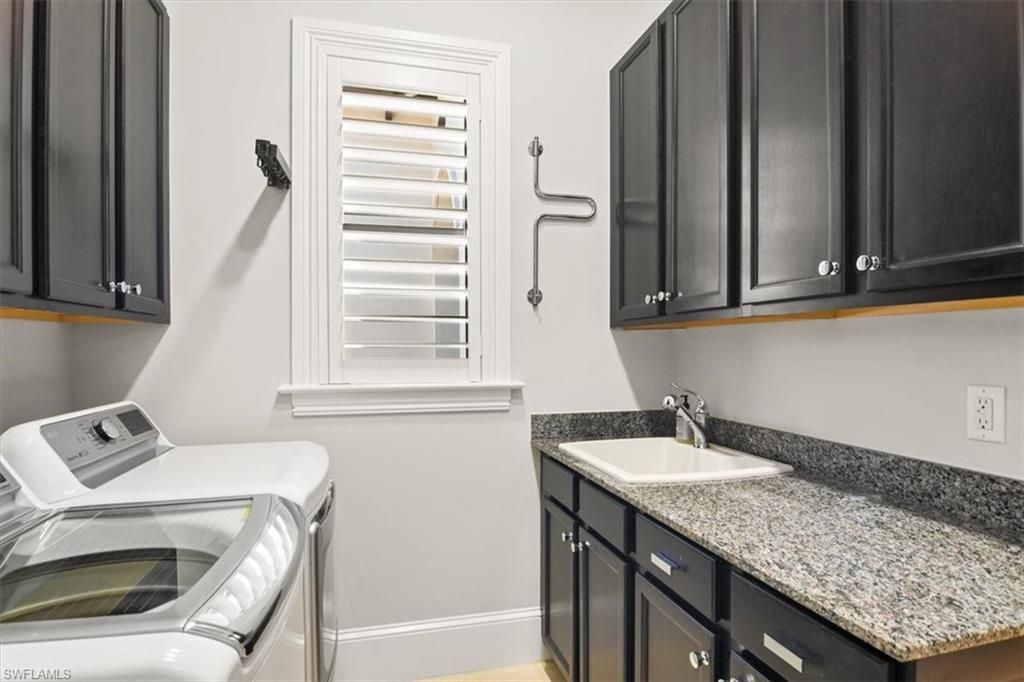 2220 Residence Cir, Naples, FL 34105 Photo