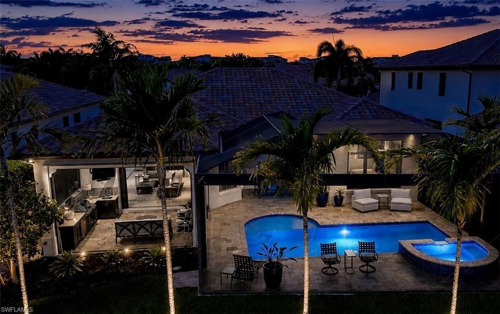 2220 Residence Cir, Naples, FL 34105 Photo