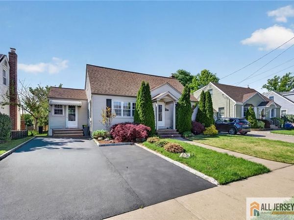 177 Midfield Road , Colonia, NJ 07067