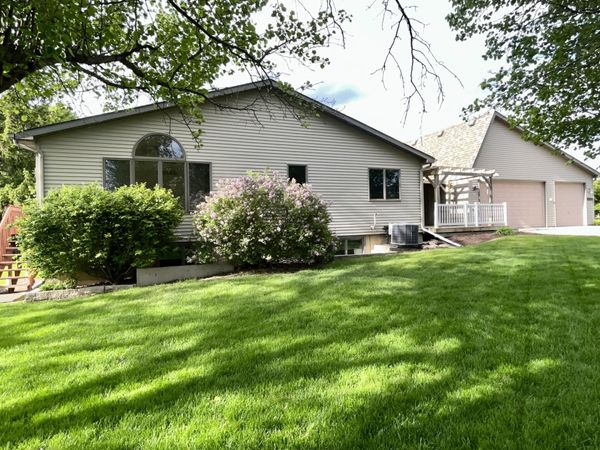 3201 Polaris Drive, Ames, IA 50010