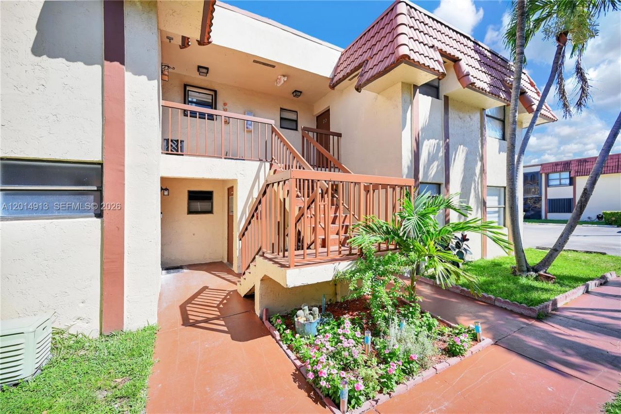 6535 W 26th Dr , Unit 23-39, Hialeah, FL 33016 Photo
