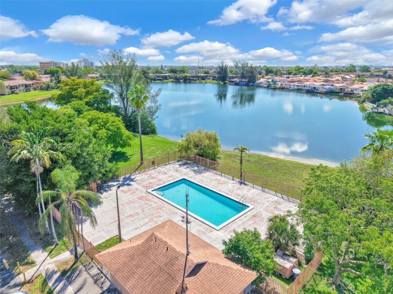 6535 W 26th Dr , Unit 23-39, Hialeah, FL 33016 Photo