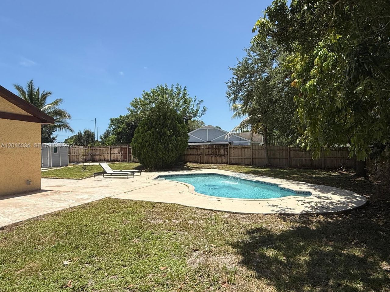 11143 E Model Cir E, Boca Raton, FL 33428 Photo