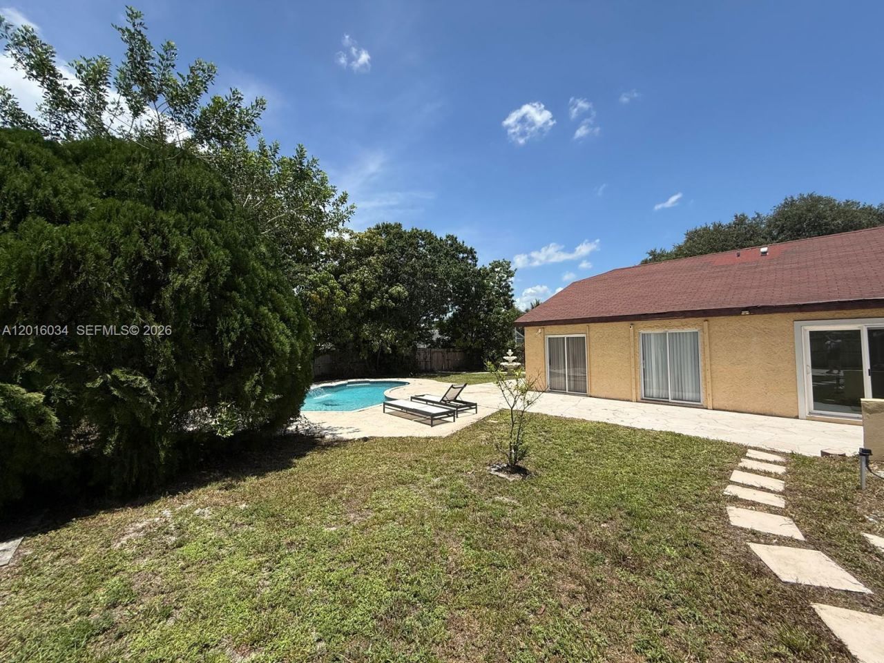 11143 E Model Cir E, Boca Raton, FL 33428 Photo
