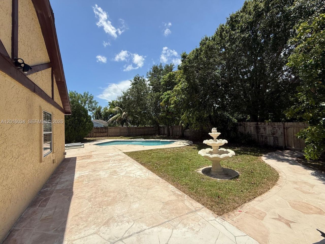 11143 E Model Cir E, Boca Raton, FL 33428 Photo