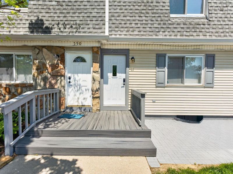 588 Willis Lane , Delaware, OH 43015 Photo 3