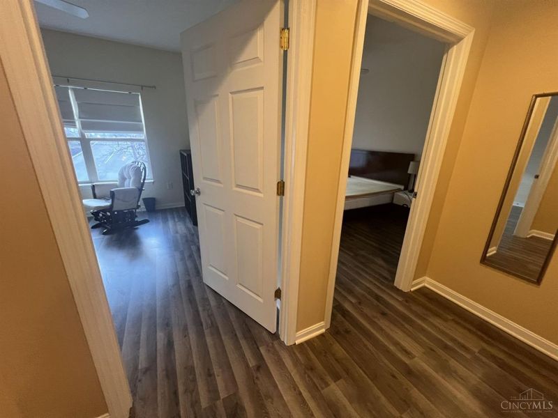 207 E University Avenue, Cincinnati, OH 45219 Photo 12