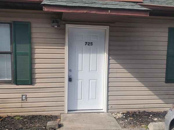 725 W Casey Drive, Sevierville, TN 37862