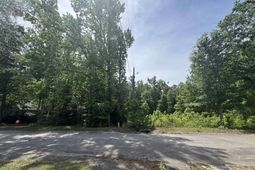 451 Kendall Drive  photo 4