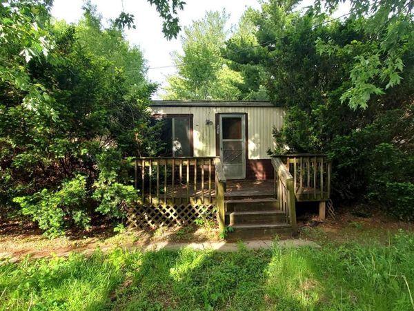 507 N 2Nd Street, Farmington, IA 52626