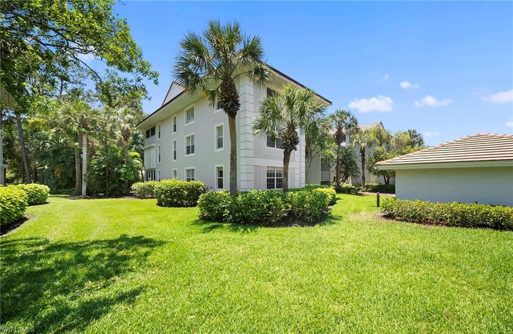760 Waterford Dr, Unit #101, Naples, FL 34113 Photo