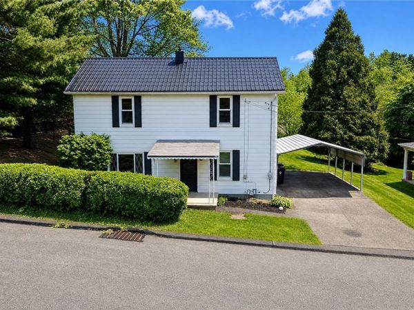 1106 Delaware St, Export, PA 15632