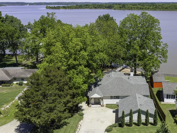 1205 Red Bud Drive , Grove, OK 74344