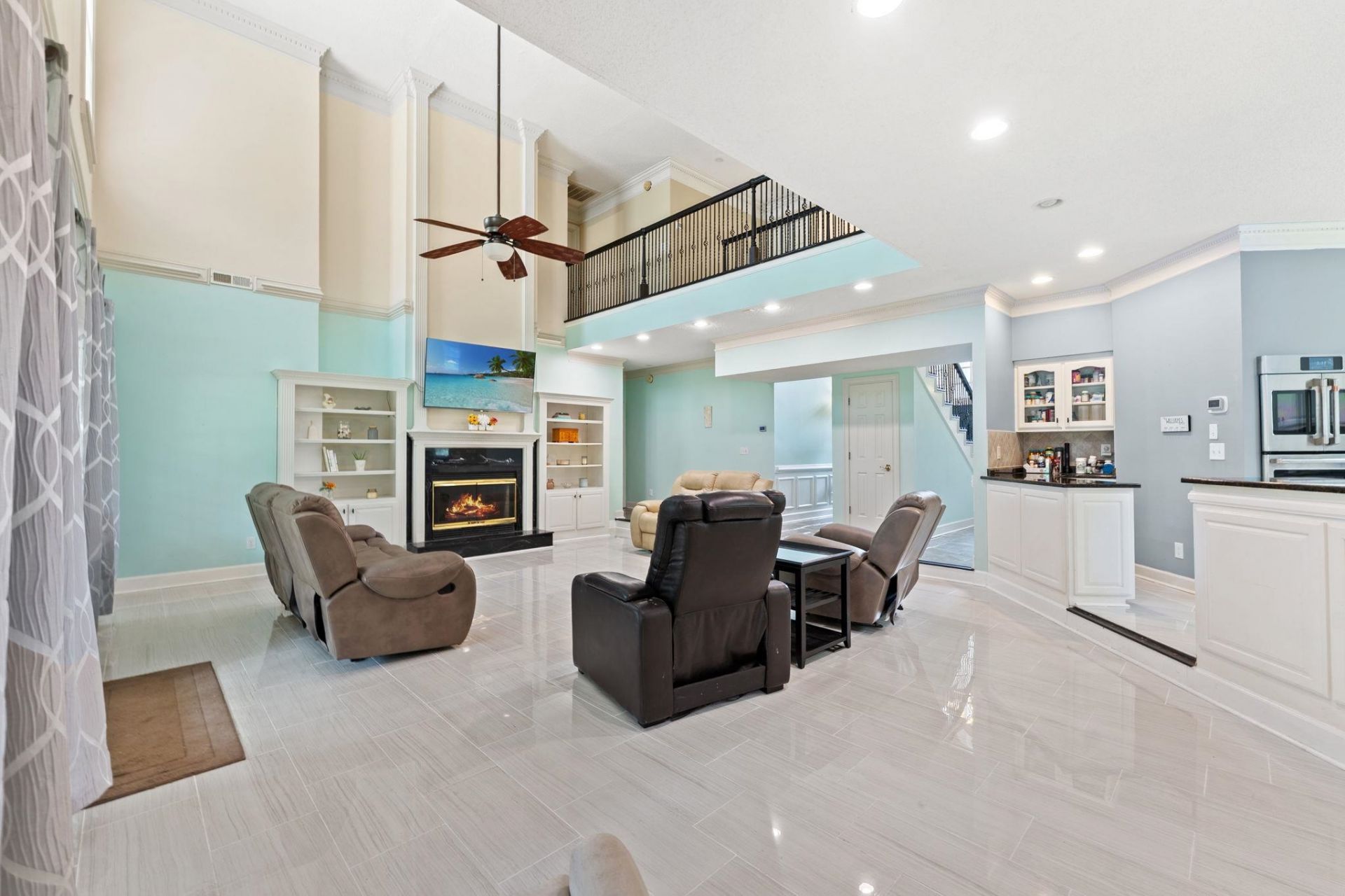 3749 Annandale Dr. Photo 10