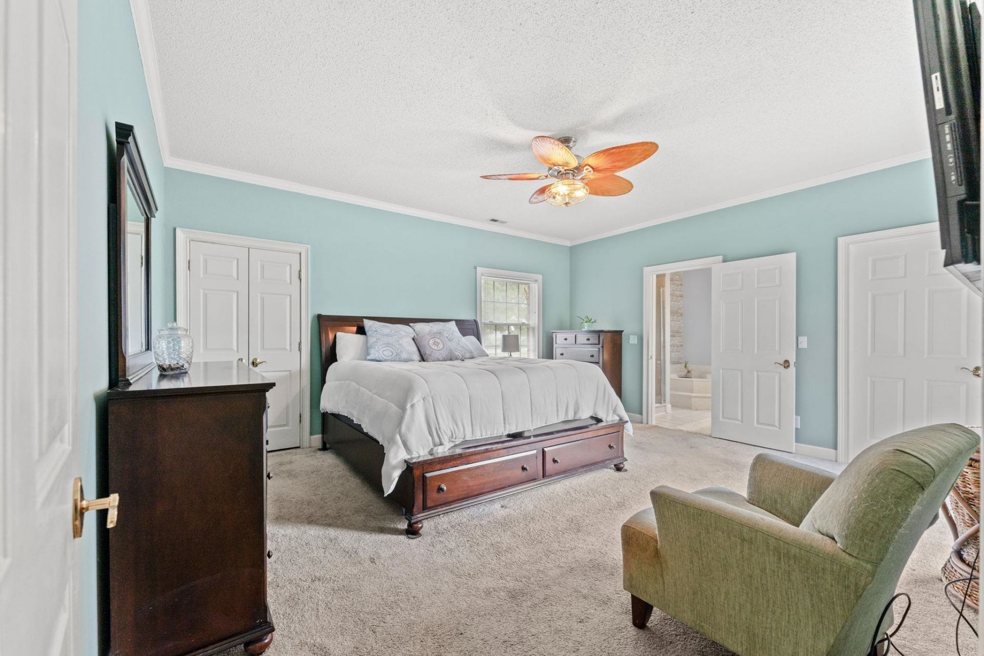 3749 Annandale Dr. Photo 21