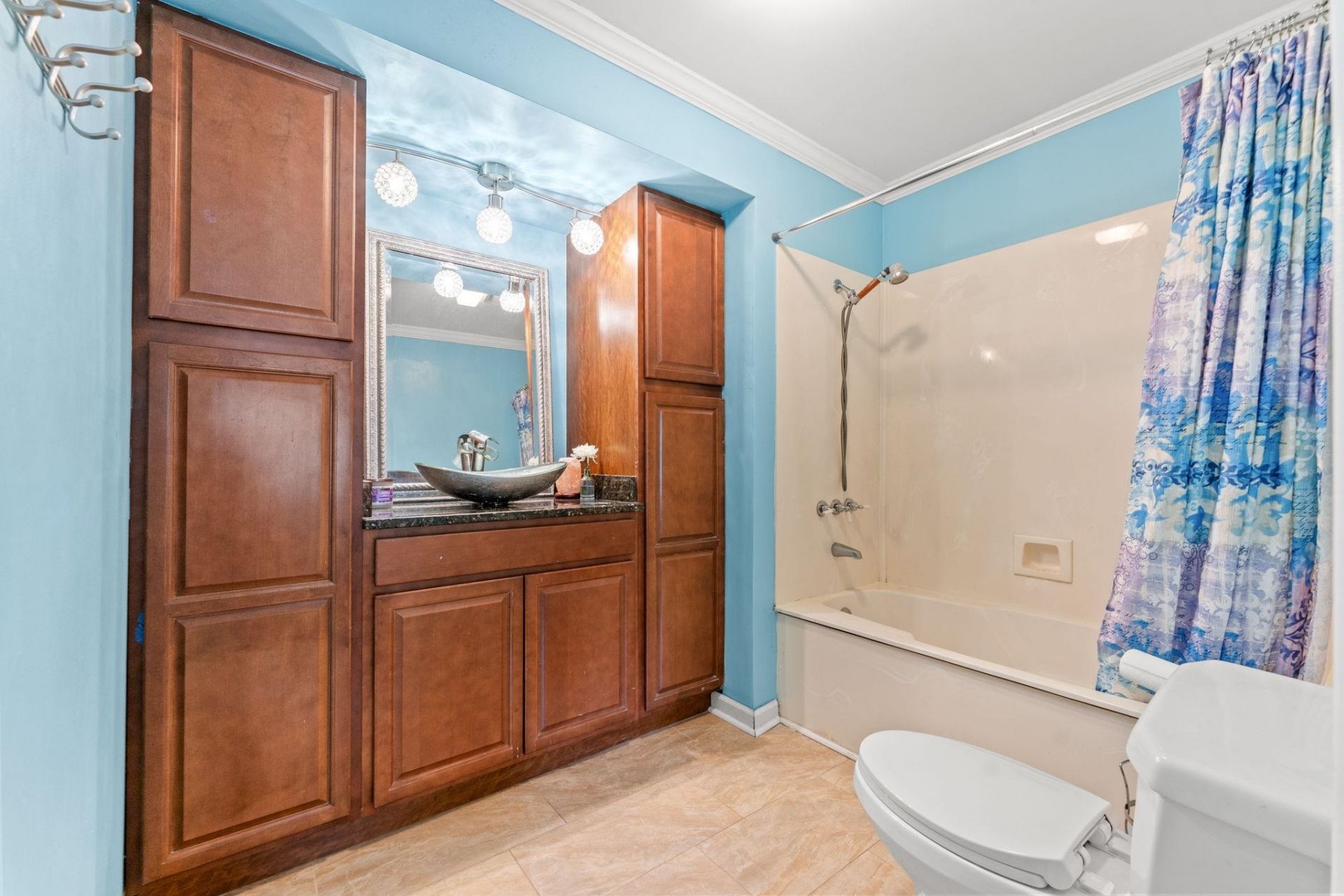 3749 Annandale Dr. Photo 33