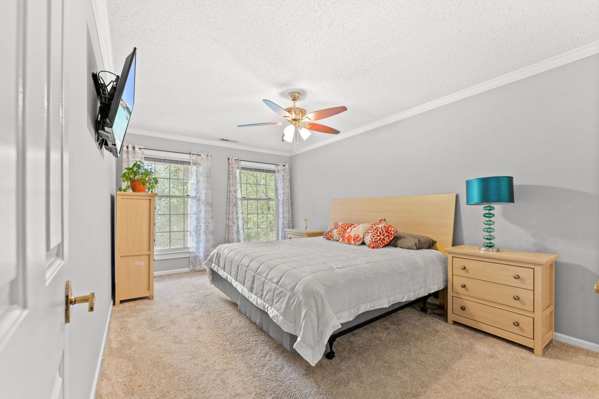 3749 Annandale Dr. Photo 36