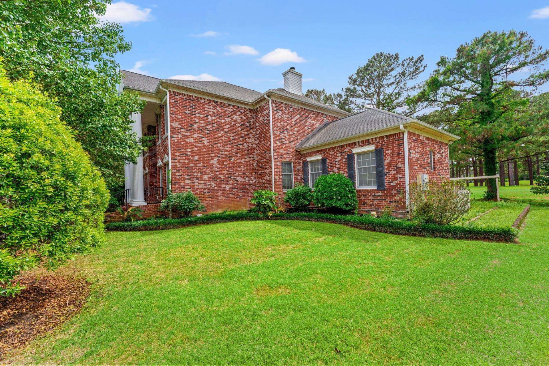3749 Annandale Dr. Photo 43