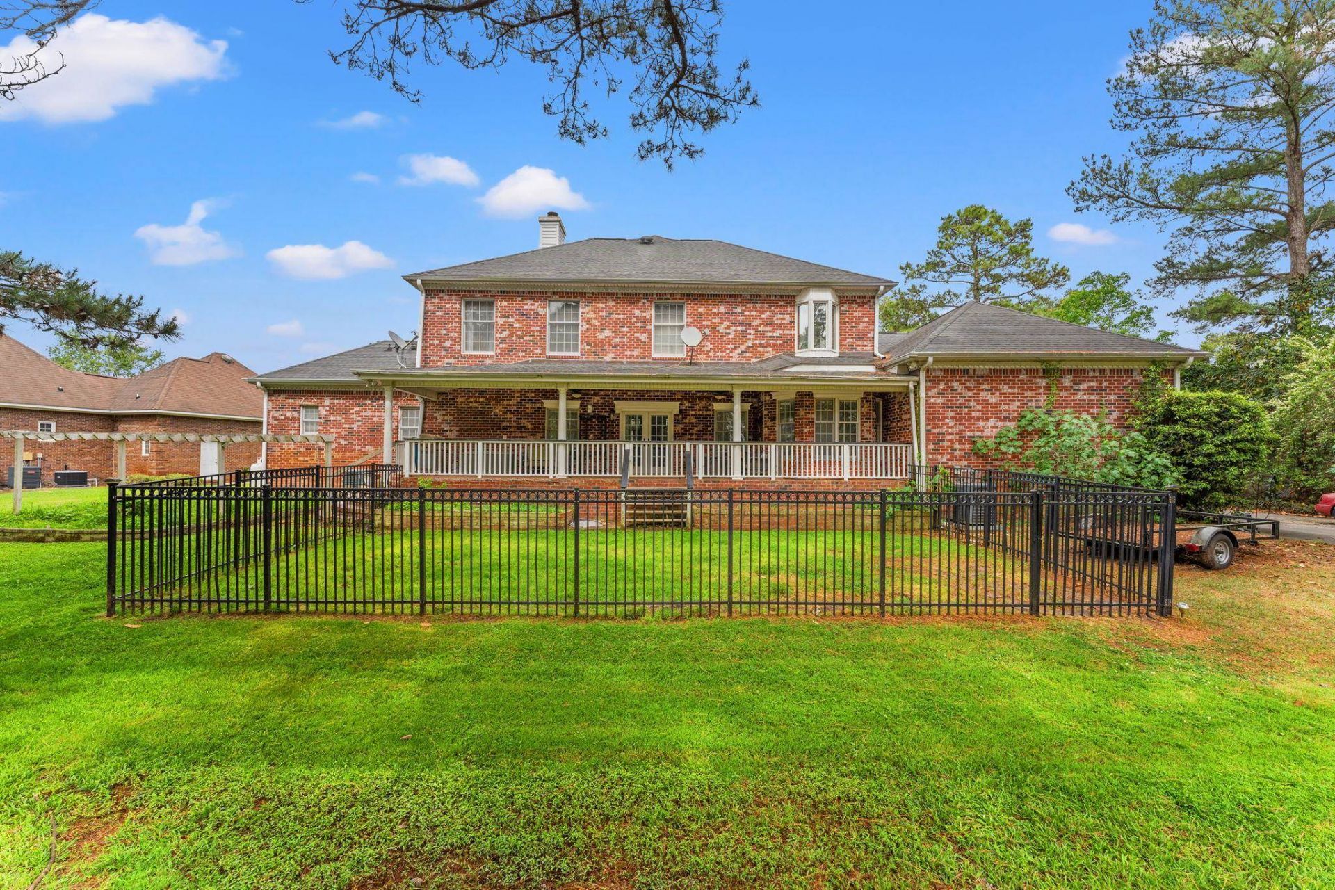 3749 Annandale Dr. Photo 5