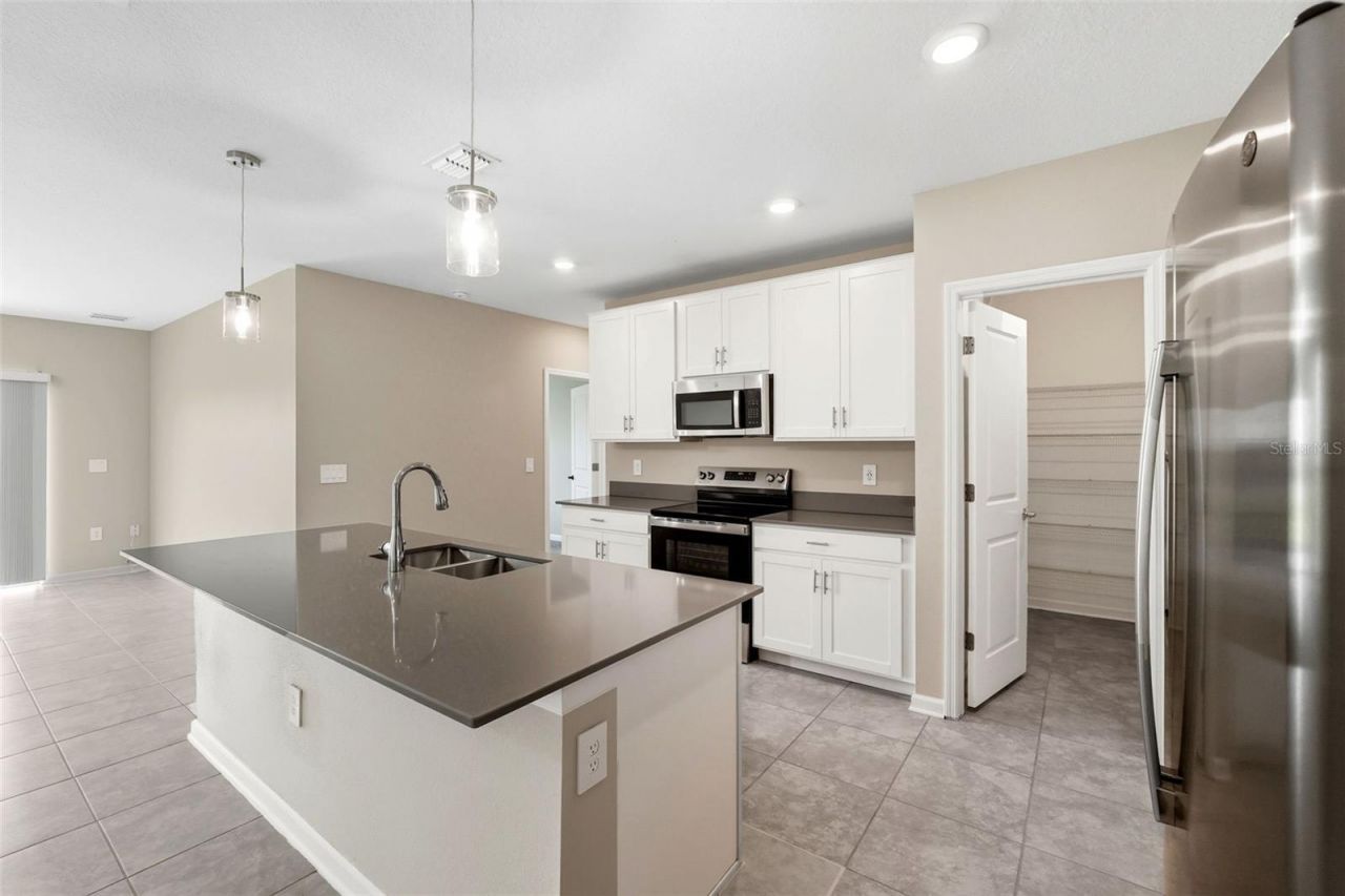 724 Daring Drive, Davenport, FL 33837 Photo