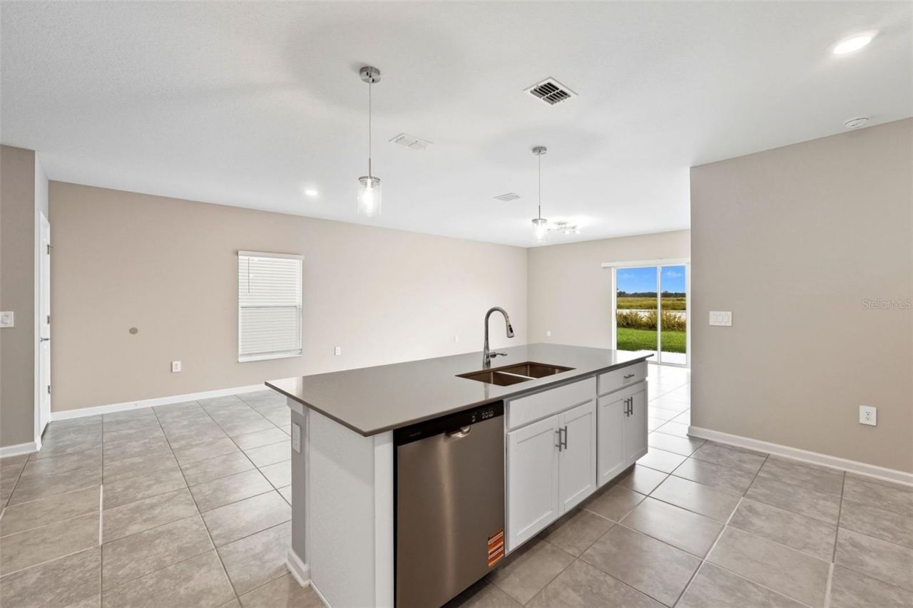 724 Daring Drive, Davenport, FL 33837 Photo