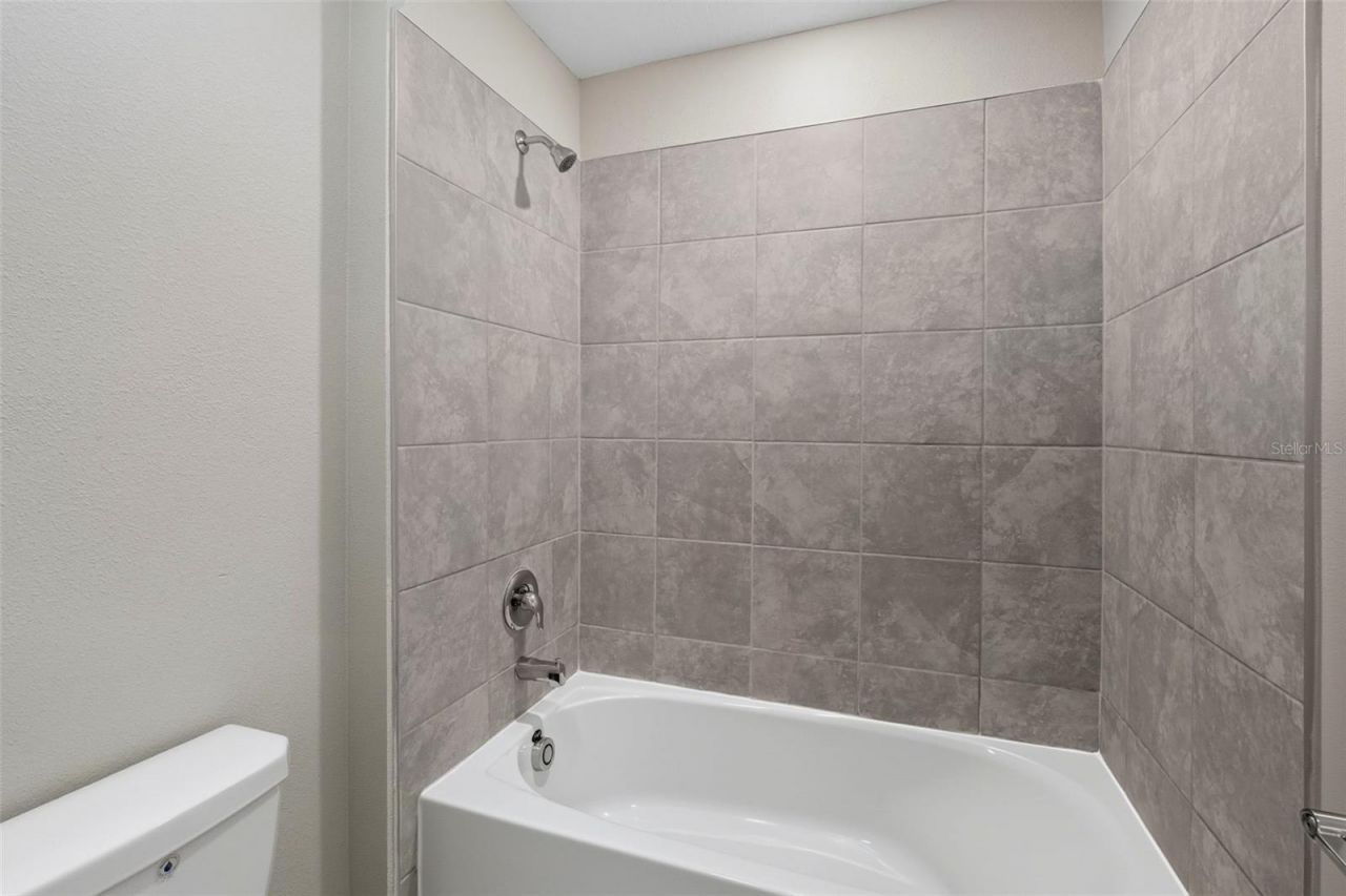 724 Daring Drive, Davenport, FL 33837 Photo